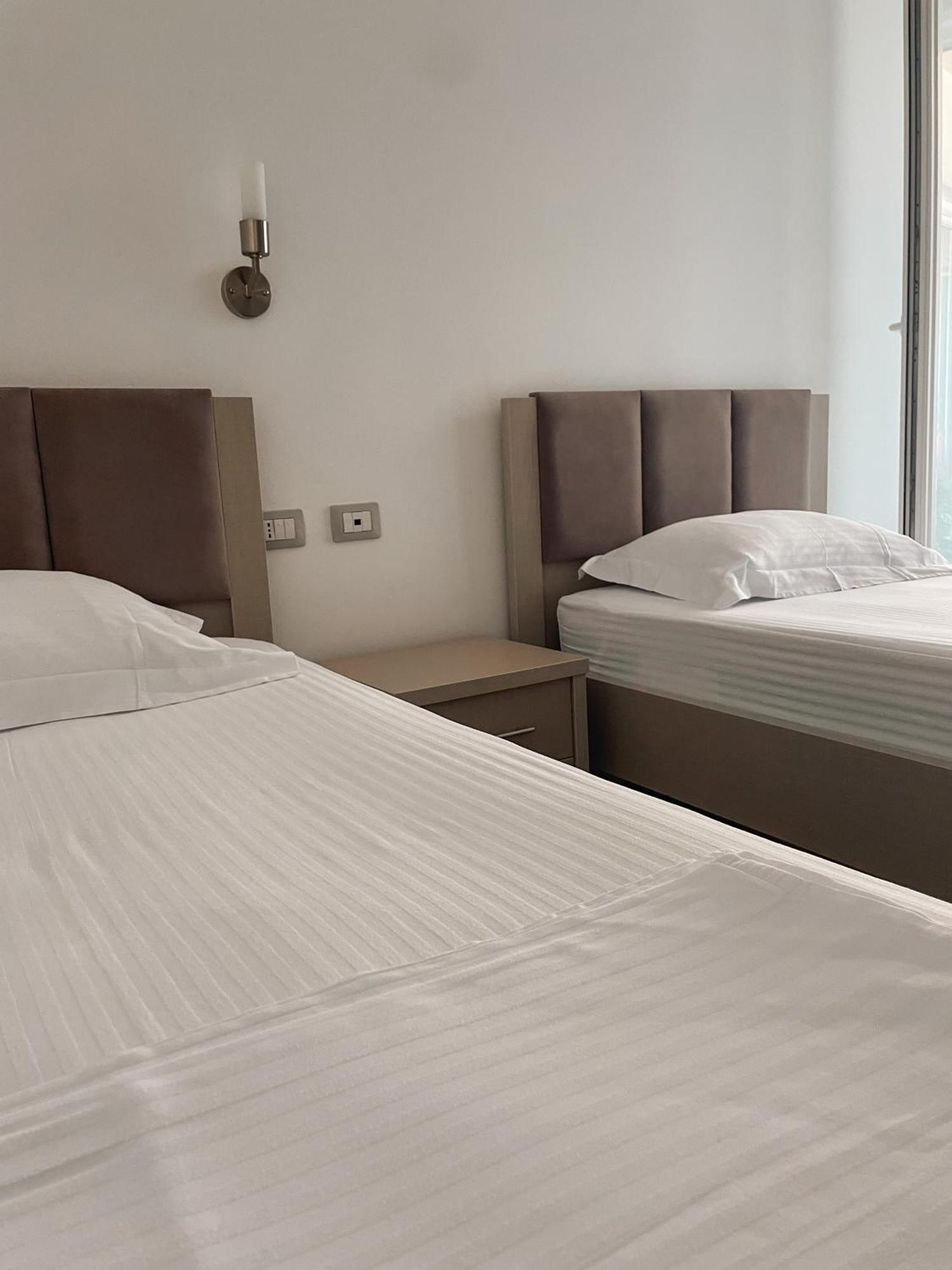 Aqua Holiday Apartments Vlorë Eksteriør bilde